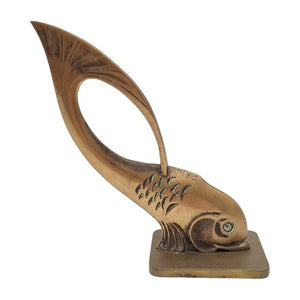 Bronze Amsterdam School sculpture of a fish. Mounted on a bronze base.Marked HF - H: 12.6 cm, w: 12 cm. - Sculpture for sale