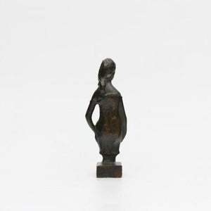 Fred (Frits) Kormis | Standing Girl | Bronze sculpture | h 22 cm x w 7 cm | Signed | backside