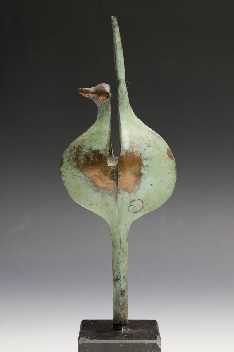 Louis Wierts | “Abstract Bird” | Bronze sculpture with green and gilt patina on a rectangular hardstone plinth | height 28 cm × width 11 cm × depth 8 cm | Abstract bird shape | Side view