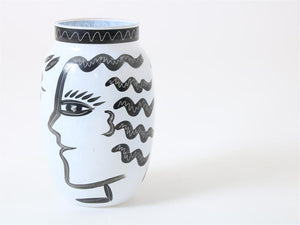 Ulrica Hydman-Vallien - Matt glass design vase decoration of face and animal. height 21 cm, diameter 12 cm