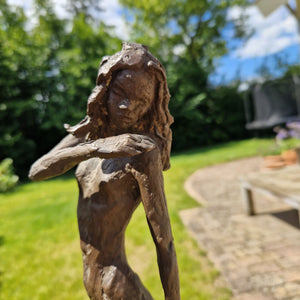 Tineke Bot | Ballerina | Bronze sculpture | approx. 37 cm high (wooden base approx. 137 cm) | Signed | pictured outside